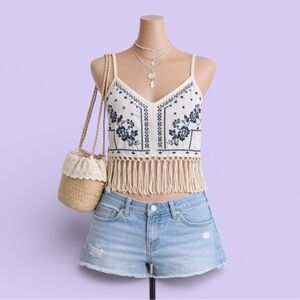 Hollister Cream Embroidered Fringe Halter Top XS Festival Cottagecore Boho Chic